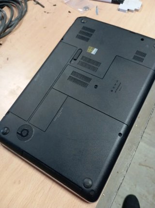 Portátil HP Envy Negro y Plateado