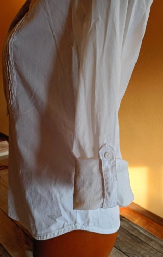 Camisa blanca entallada manga larga