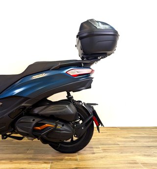 PIAGGIO MP3 Exclusive 530   (modelo actual) 2022
