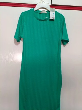Vestido verde Primark Talla S