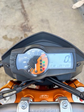 KTM 690 Duke R Naranja/Blanca