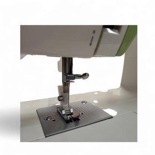 MAQUINA DE COSER SINGER SIMPLE 3229 + ACCESORIOS + PEDAL + CAJA