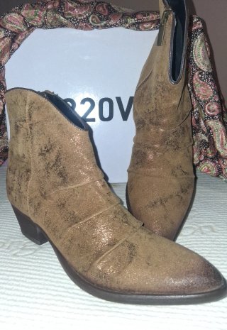 Botines piel marrón y dorado talla 39
