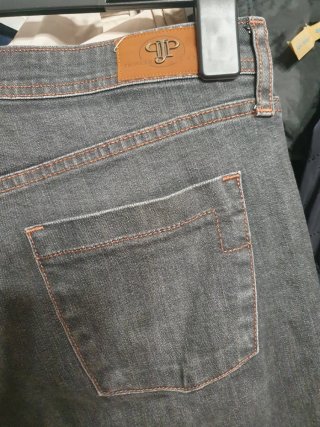 Pantalón vaquero Pioneer Jeans talla 48