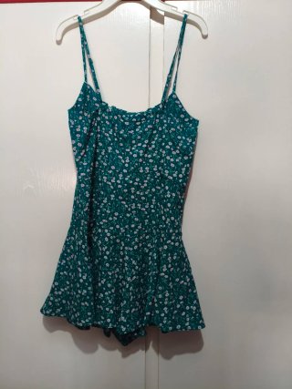 Mono verde floral