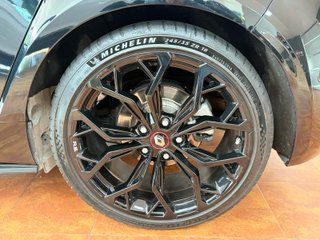 Renault Mégane R.S. TCe 221 kW (300CV) EDC GPF