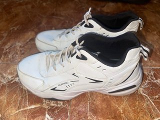 Zapatillas de running blancas