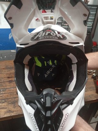 Casco Motocross Airoh Twist 3. Talla L