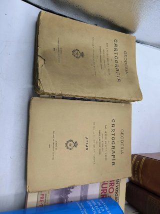 Libros variados de 20€ y 25€ unidad