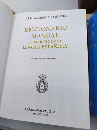 Libros variados de 20€ y 25€ unidad