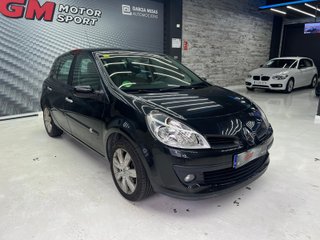 Renault Clio PRIVILEGE 1.6 16V AUTO 2007
