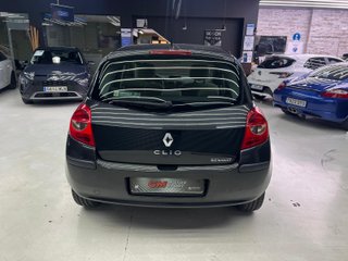 Renault Clio PRIVILEGE 1.6 16V AUTO 2007