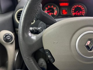 Renault Clio PRIVILEGE 1.6 16V AUTO 2007