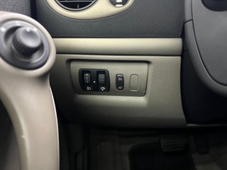 Renault Clio PRIVILEGE 1.6 16V AUTO 2007