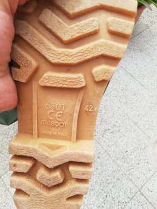 Scafandro da pesca taglia 42