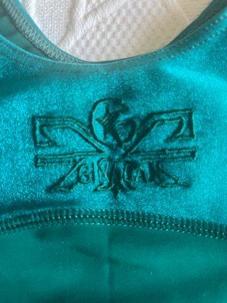 Traje de baño tanga verde turquesa talla S.