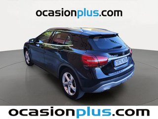 Mercedes-Benz GLA 200 115 kW (156 CV)