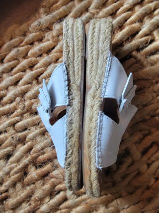 Sandalias alpargatas blancas