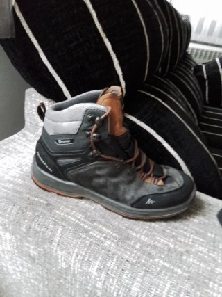 Botas de montaña Quechua Talla 43