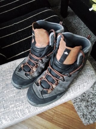 Botas de montaña Quechua Talla 43