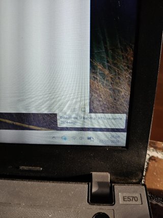 Portátil Lenovo ThinkPad Gris y Negro