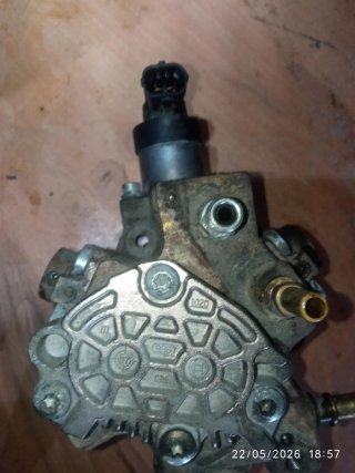 Bomba de gasoil con engranaje