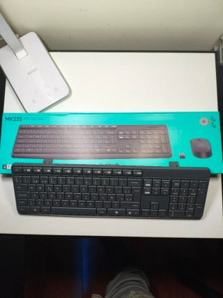 Teclado y Ratón inalámbricos Logitech MK235