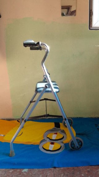 Andador Forta Ara-C con asiento