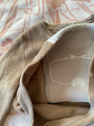 Pijama perro marrón y blanco