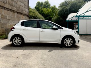 Peugeot 208 1.6 HDI