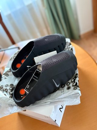 Nike Mind Shoes