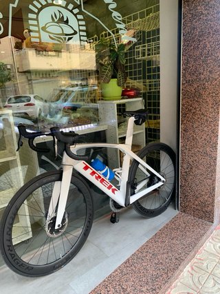Bicicleta Trek Madone SL 7 Disc eTap 54