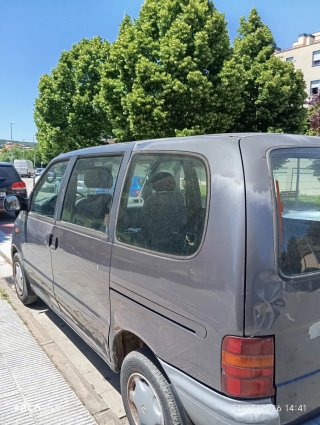 Nissan Serena 1993