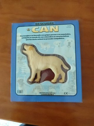 Libro " Un perro en 3D" en galego