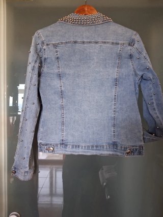 Chaqueta vaquera KOKER tachuelas