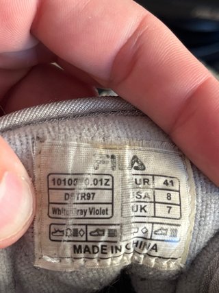 FILA DSTR97 en color gris reflex