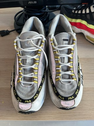 FILA DSTR97 en color gris reflex