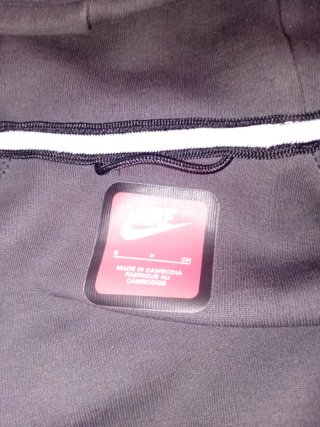 Sudadera Nike Tech Negra y Gris