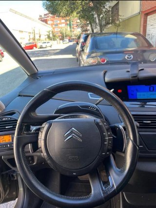 Citroen C4 Picasso  POCOS KMS CON PEGATINA OCASIÓN