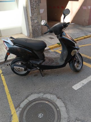 Kymco Vitality 49cc Scooter