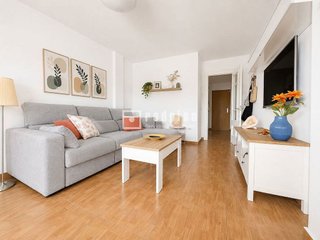 Piso en venta en Los Álamos en Torremolinos