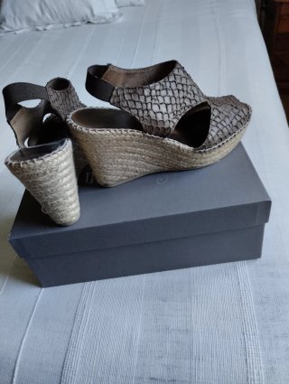 Sandalias cuña Juncal Aguirre Piel