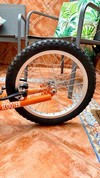 Patinete Scooter Naranja Ruedas Grandes
