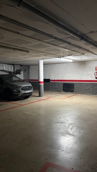 Plaza de Garaje (Clot/Glories) - Imagen 4