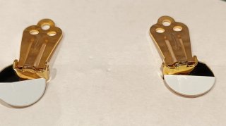 Pendientes dorados con cristales
