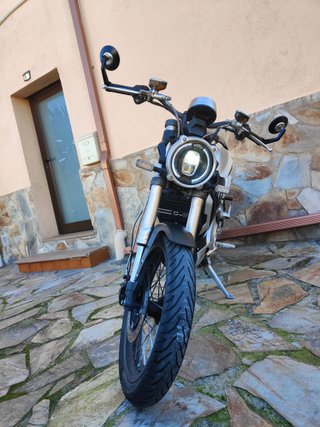 Super Soco TC MAX Negra/Plata