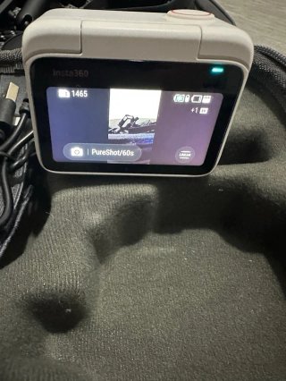 Insta360 GO 3 Cámara 64GB Blanca 4PB899