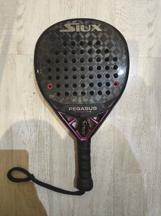 Pala Pádel Siux Pegasus Revolution 2