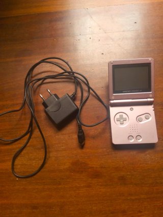 Nintendo Game Boy Advance SP