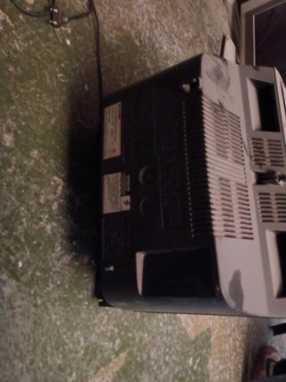 Televisor Vintage Sharp Tubo